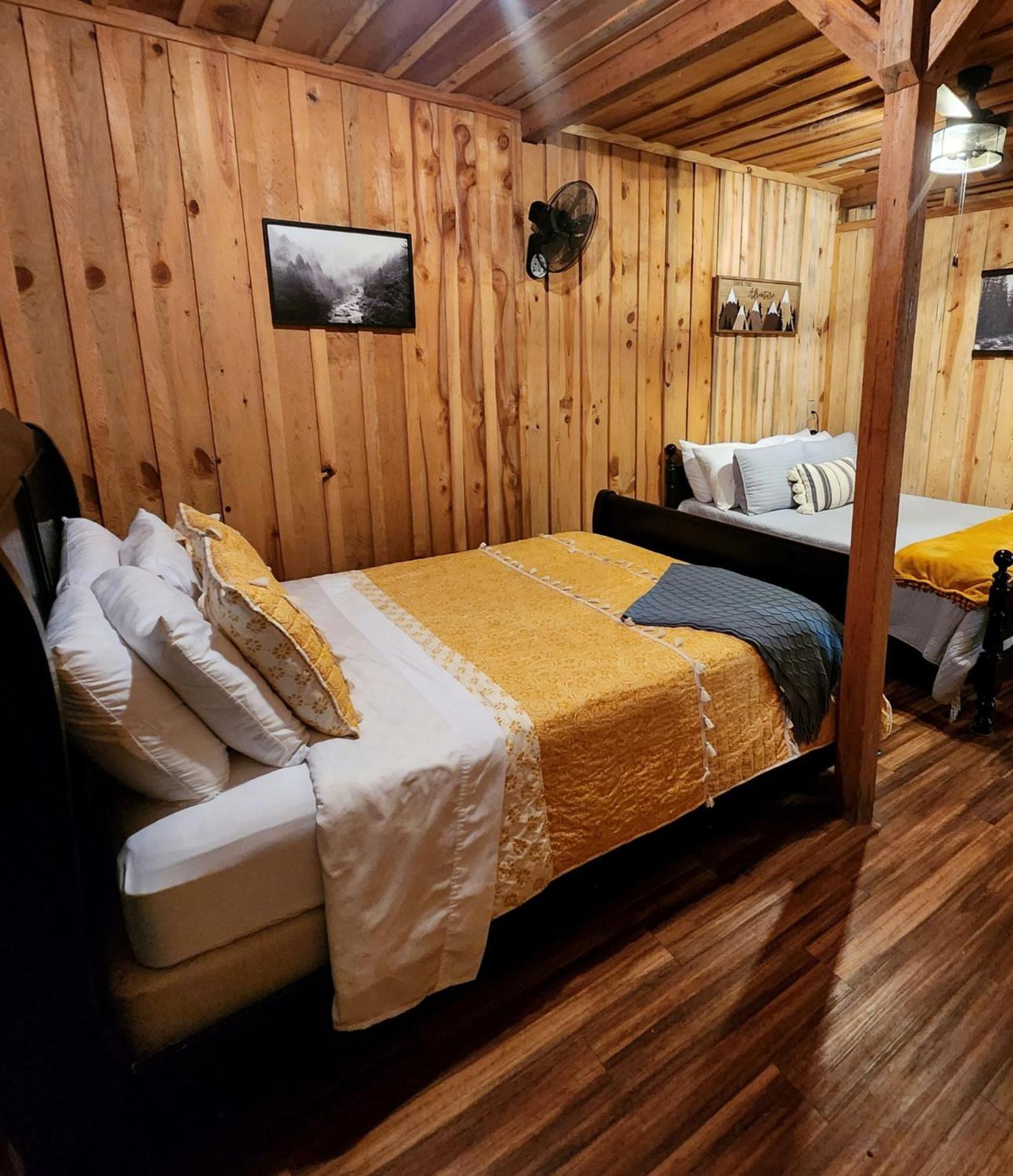Unique Country Cabin Meets Farmhouse Modern!!! Mena Екстериор снимка