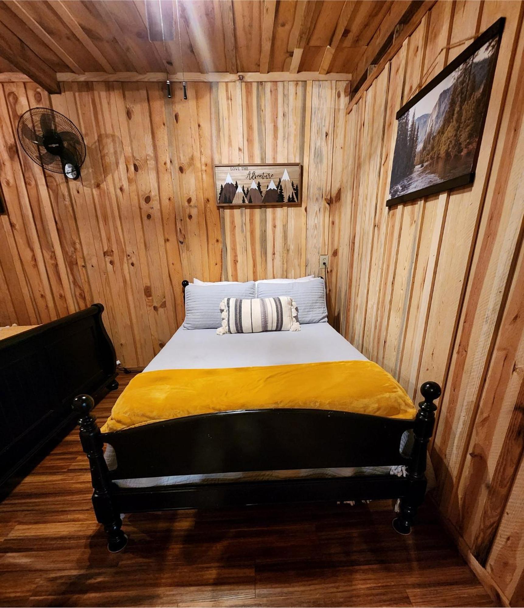 Unique Country Cabin Meets Farmhouse Modern!!! Mena Екстериор снимка