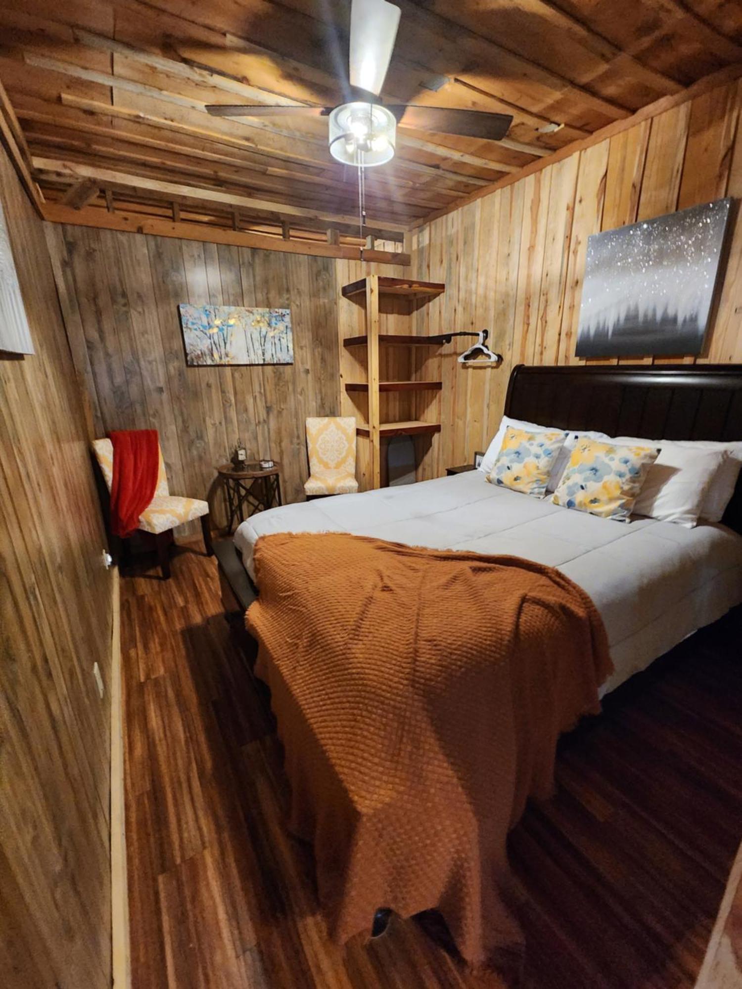 Unique Country Cabin Meets Farmhouse Modern!!! Mena Екстериор снимка