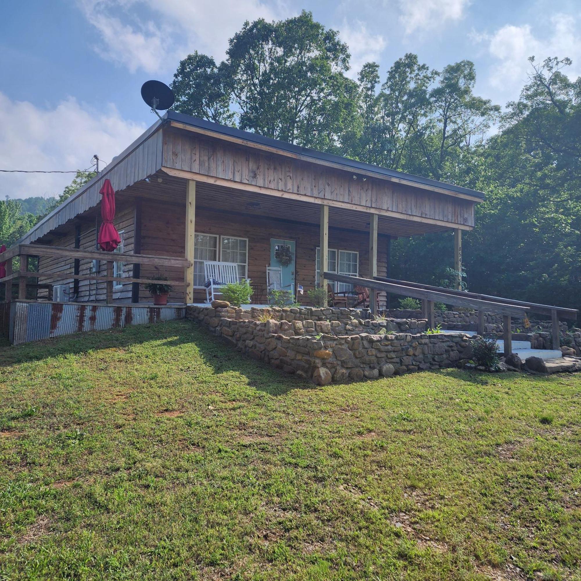 Unique Country Cabin Meets Farmhouse Modern!!! Mena Екстериор снимка