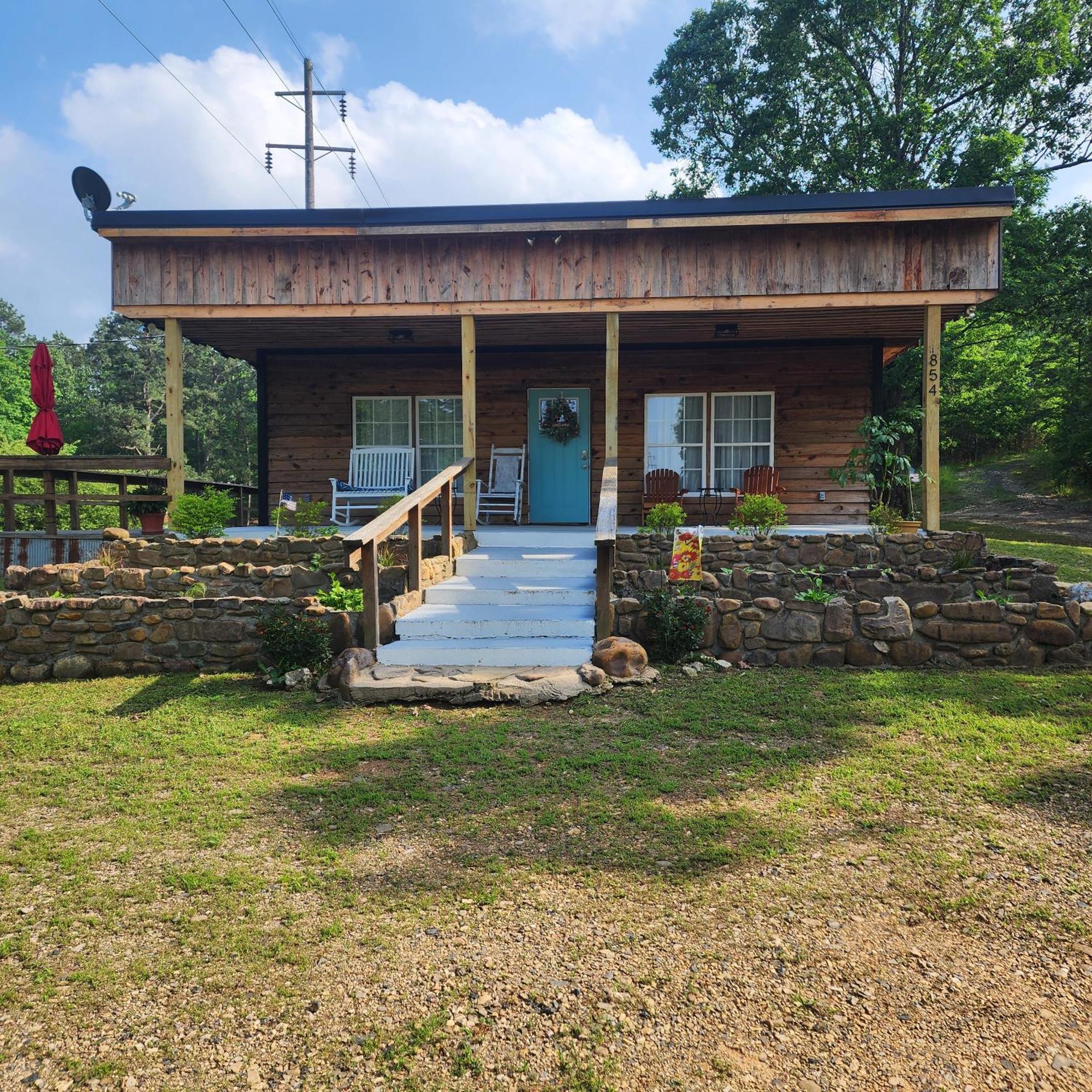 Unique Country Cabin Meets Farmhouse Modern!!! Mena Екстериор снимка