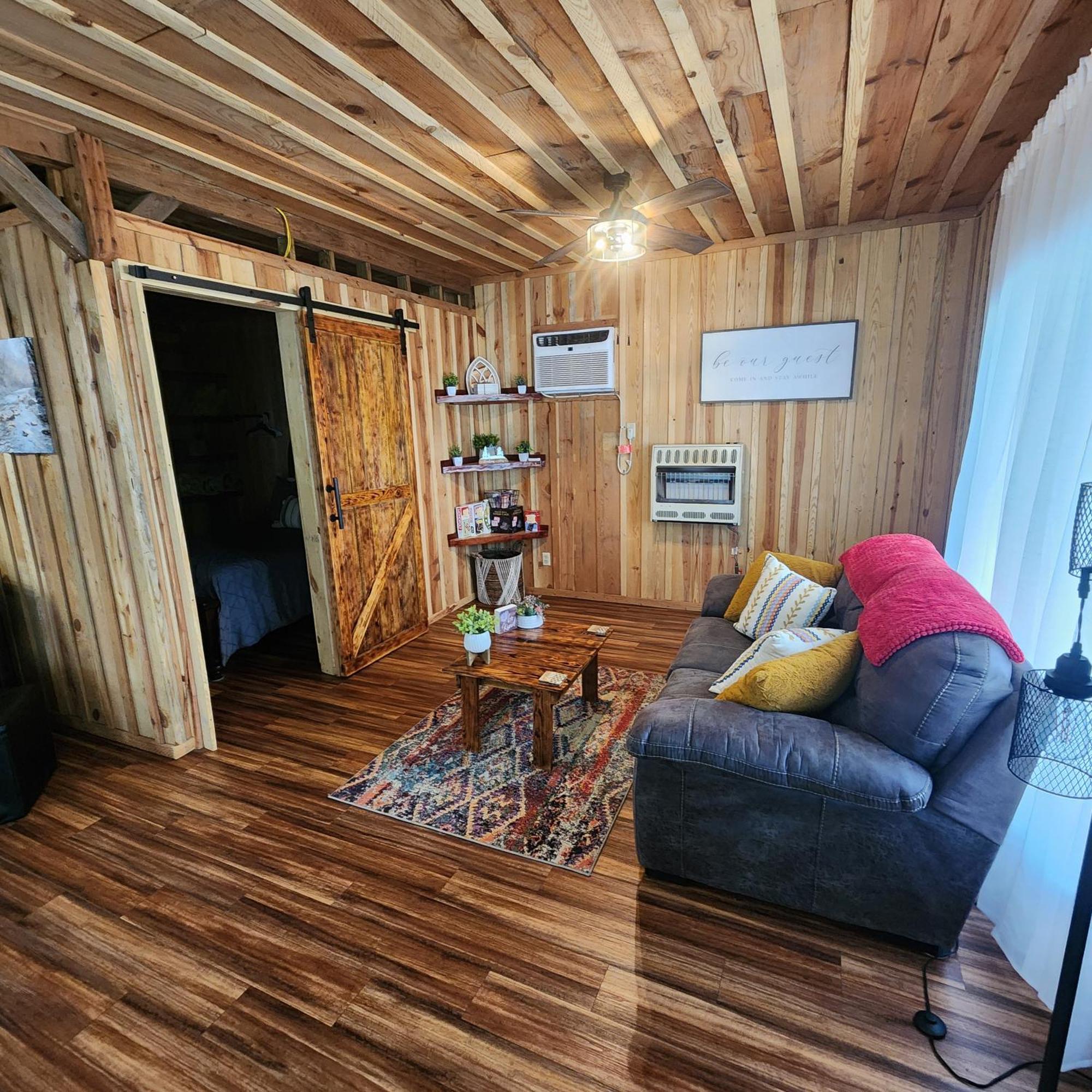Unique Country Cabin Meets Farmhouse Modern!!! Mena Екстериор снимка