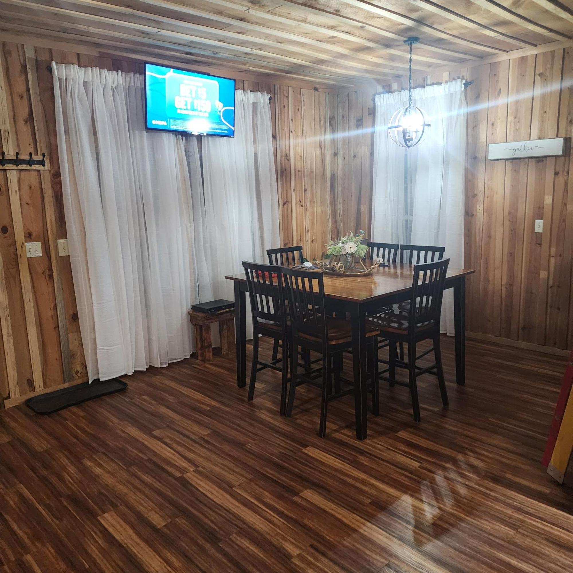 Unique Country Cabin Meets Farmhouse Modern!!! Mena Екстериор снимка