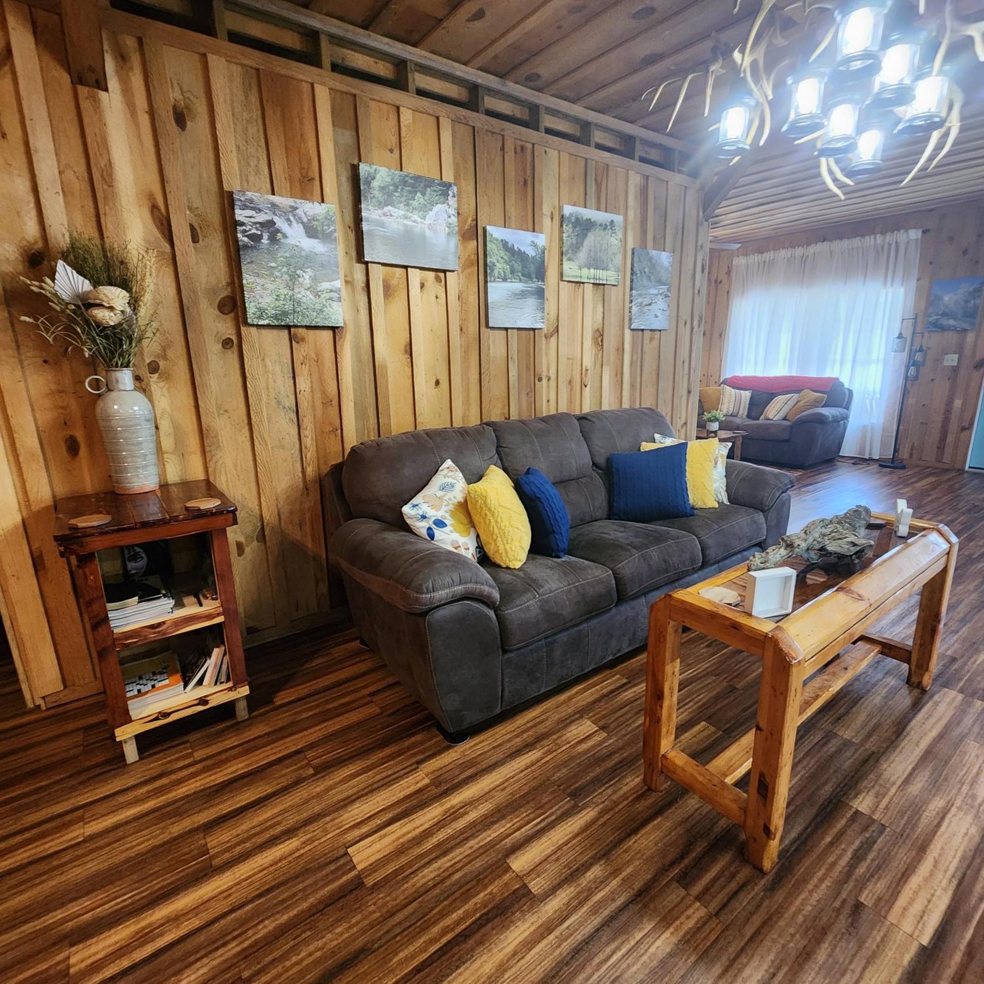 Unique Country Cabin Meets Farmhouse Modern!!! Mena Екстериор снимка